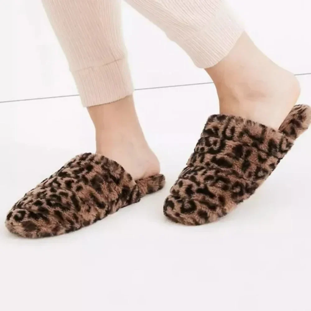 MADEWELL Leopard Cheetah Animal Print Quilted Plush Faux Fur Slippers Size 5 - Picture 1 of 13